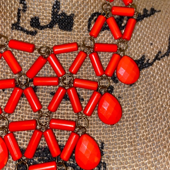 RARE- Vintage Teardrop Bib Statement Necklace - Picture 6 of 7